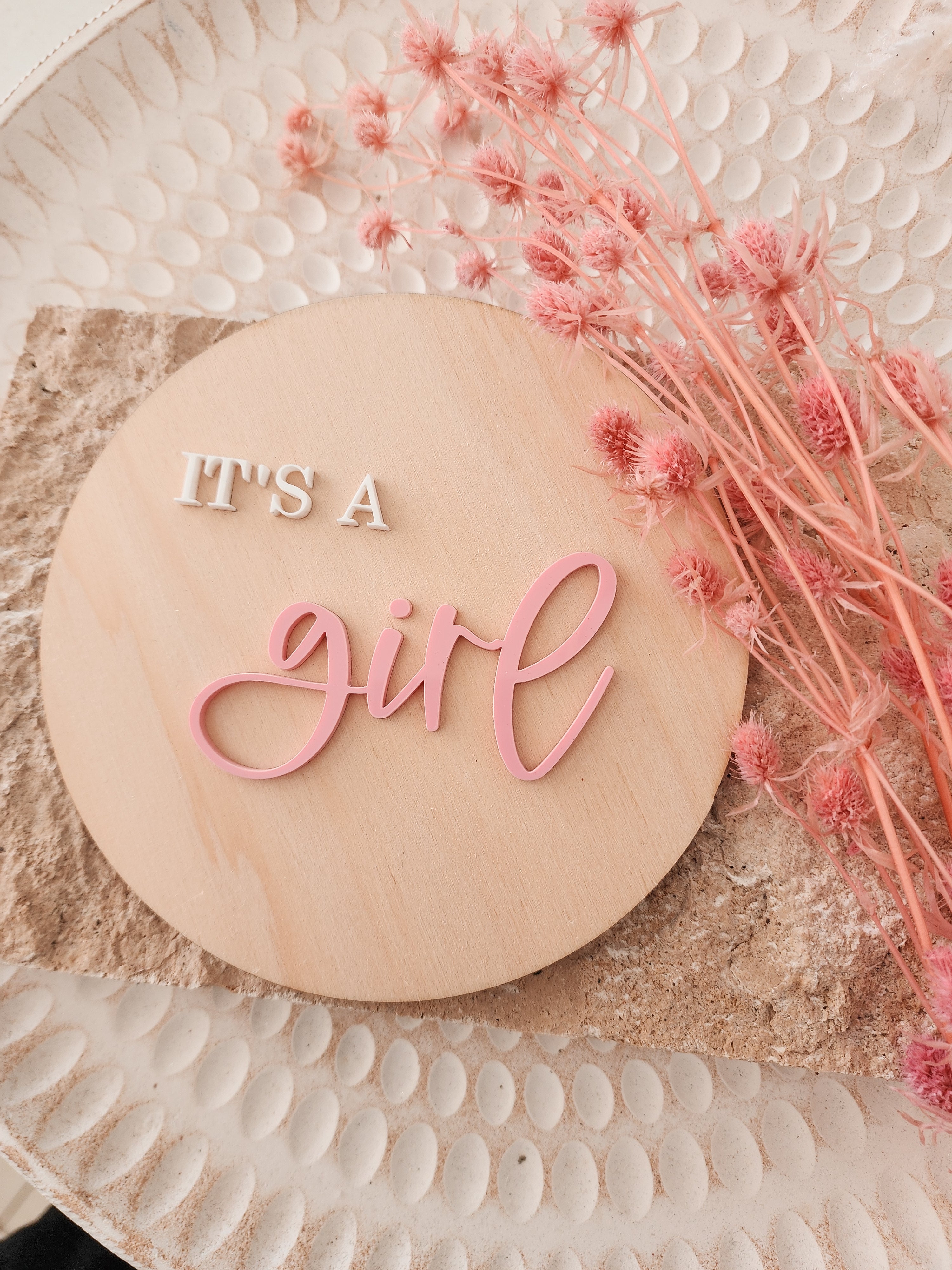 It's a girl - Wood/Acrylic Plaque
