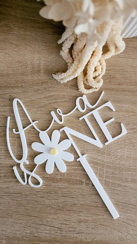 Personalised 1st Birthday single layer daisy topper
